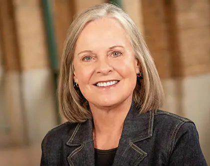 Lisa McHone portrait.