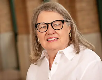 Lisa Shafran portrait.